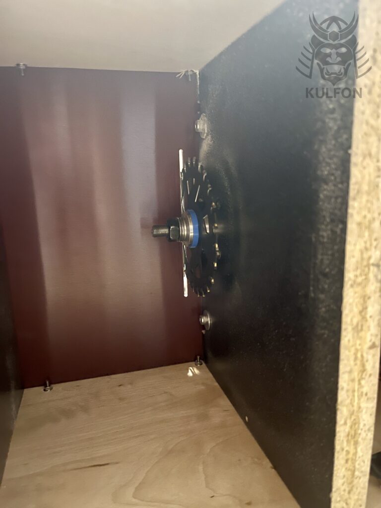 IMG_4570-768x1024 Mała piła tarczowa do listewek - budowa